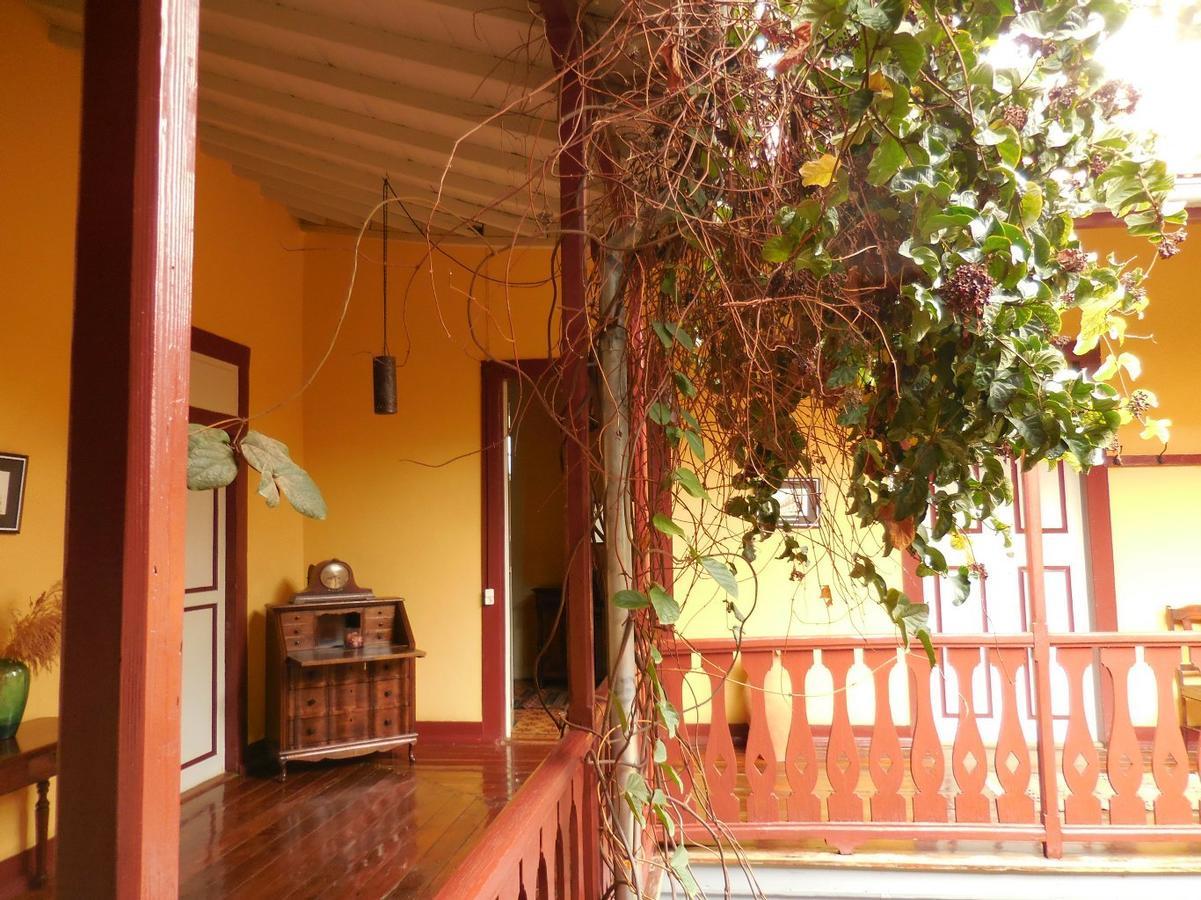 The Colonial Guest House Sao Filipe Exterior photo