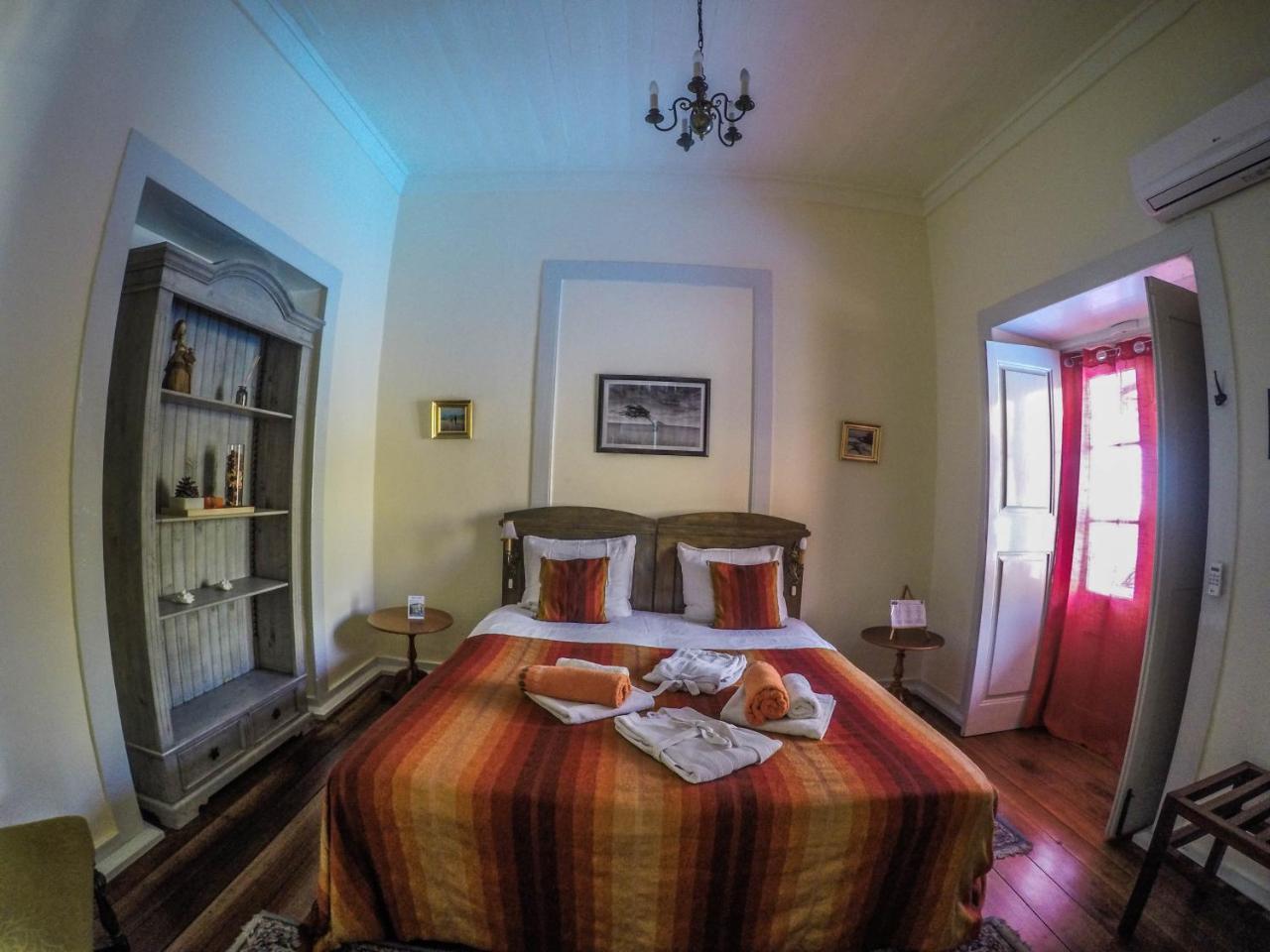 The Colonial Guest House Sao Filipe Exterior photo