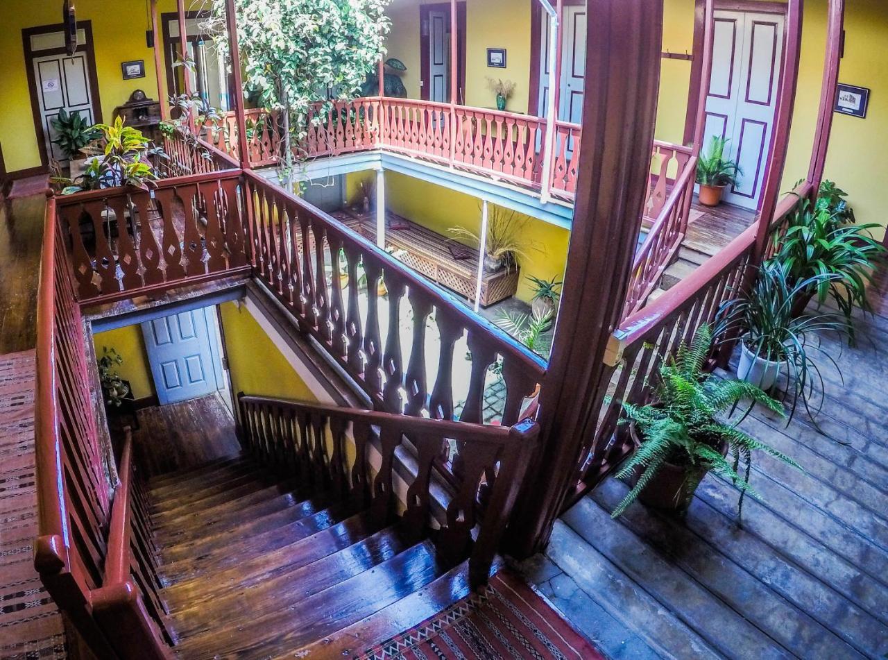 The Colonial Guest House Sao Filipe Exterior photo