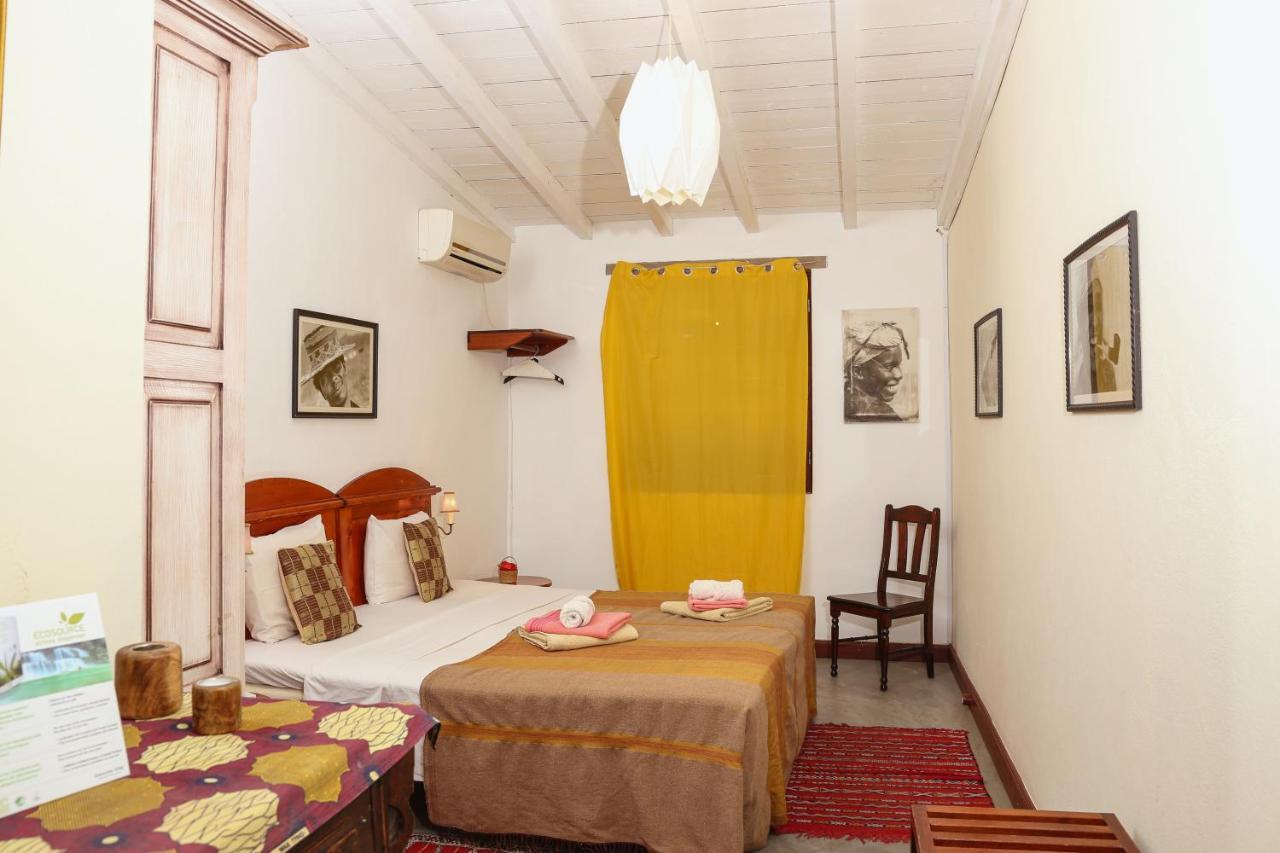 The Colonial Guest House Sao Filipe Exterior photo